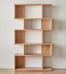 Mori Home - Prague 書架