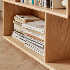 Mori Home - Prague 書架