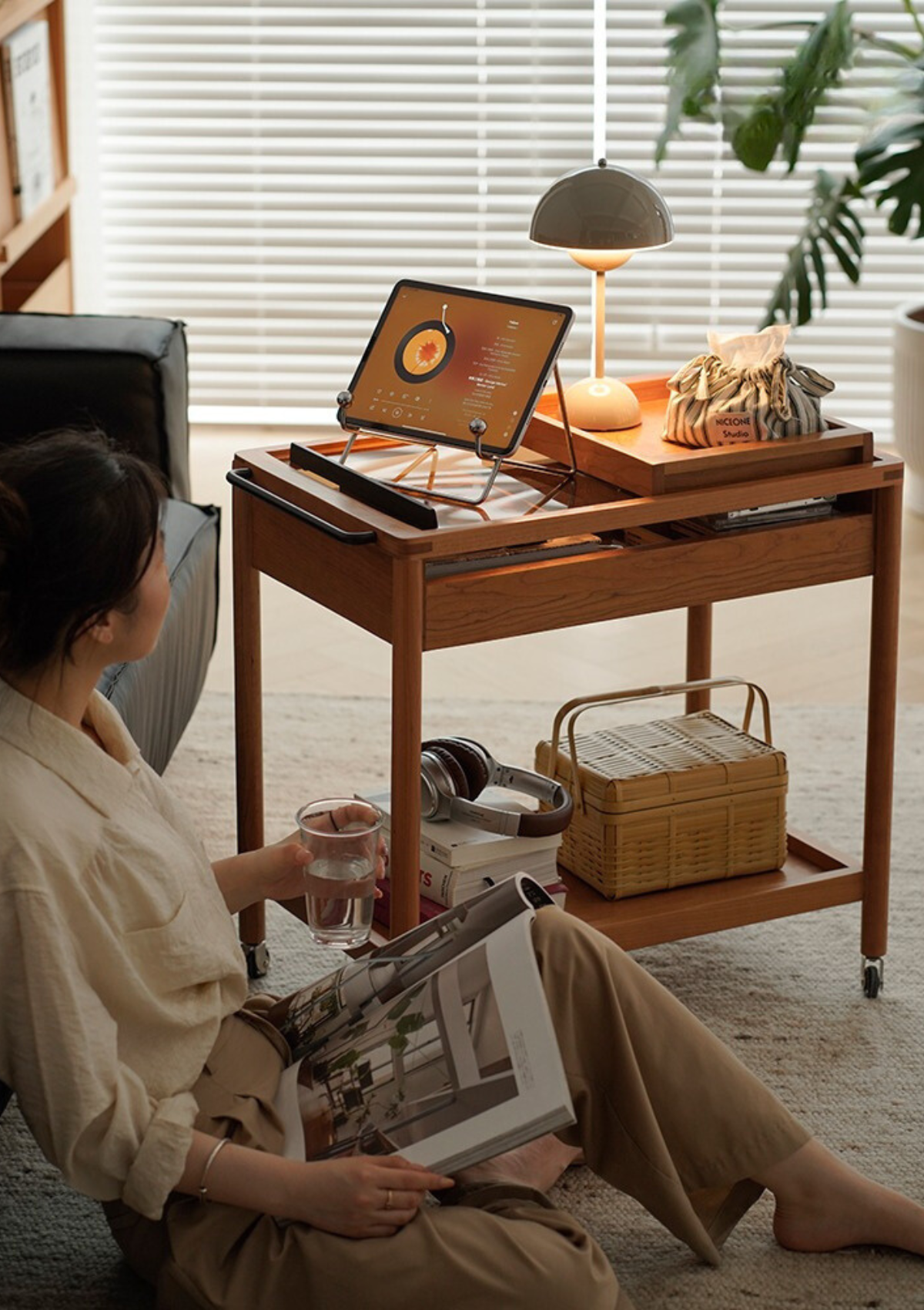 Mori Home - Universe 邊几小推車