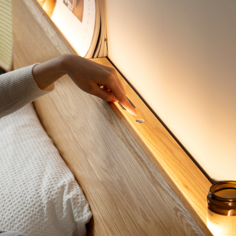 Dora LED燈連櫃桶油壓床 Dora LED燈連櫃桶油壓床