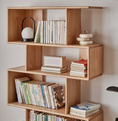 Mori Home - Prague 書架