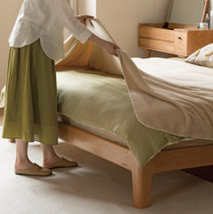 Mori Home - Hansu 斜靠背橡木實木床架