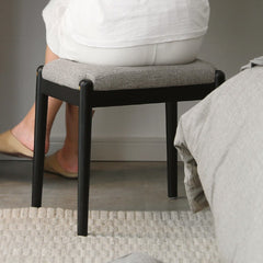 Mori Home - Smoky Dark 梳妝椅