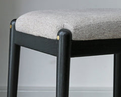 Mori Home - Smoky Dark 梳妝椅