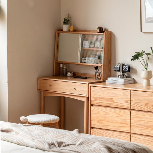Teddy Small Dressing Table