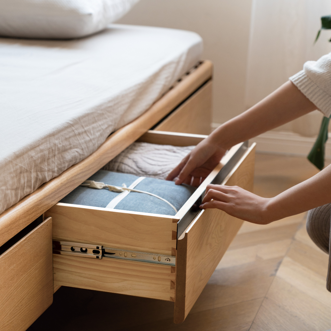 Embrace 實木床架-mori home