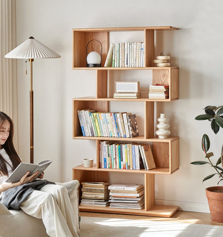 Mori Home - Prague 書架