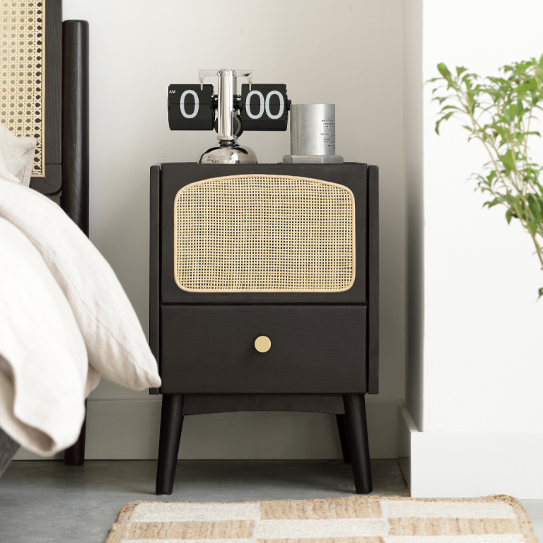 Mori Home - Smoky Dark Rattan 床頭櫃